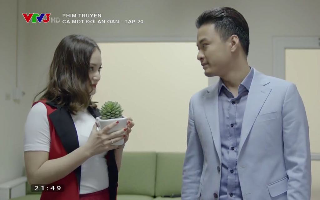 Cả một đời ân oán: Vừa được thăng chức trưởng phòng, Lan Phương tiện thể leo lên... đầu bố chồng! Cả một đời ân oán: Vừa được thăng chức trưởng phòng, Lan Phương tiện thể leo lên... đầu bố chồng!